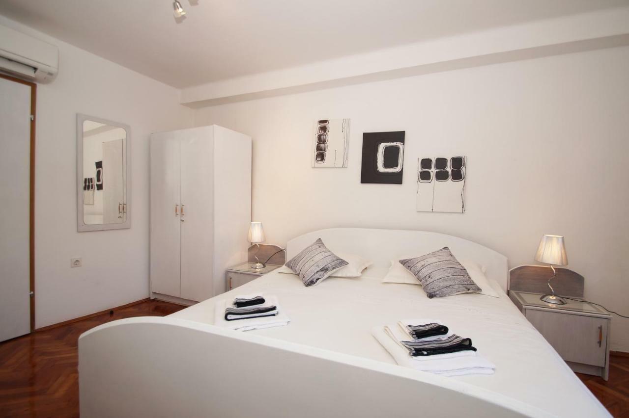 Guest House Holiday Корчула Екстер'єр фото