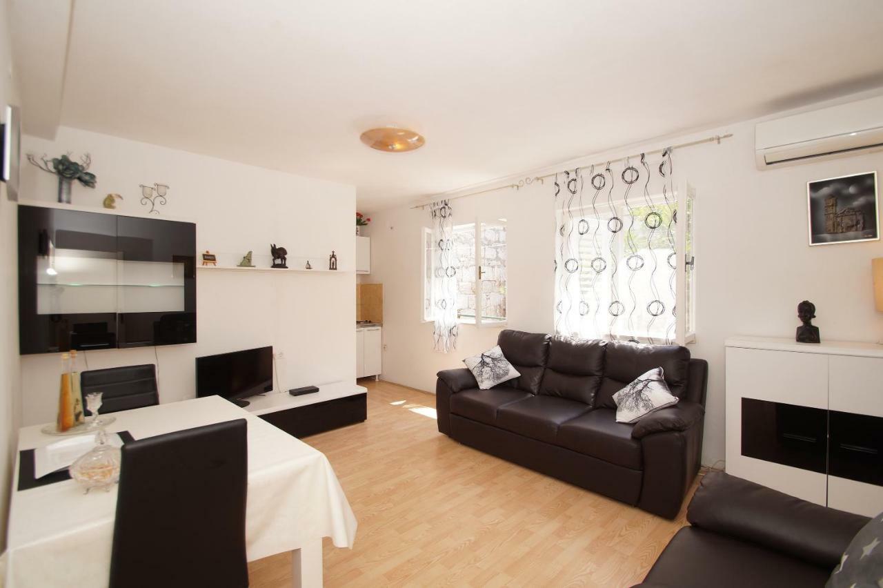 Guest House Holiday Корчула Екстер'єр фото